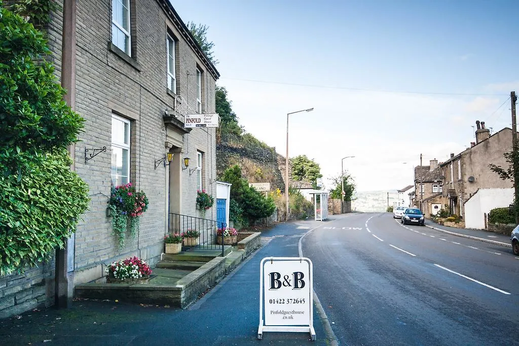 Pinfold Guest House Brighouse