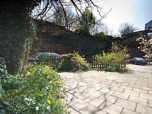 ****  Pinfold Guest House Brighouse Storbritannien